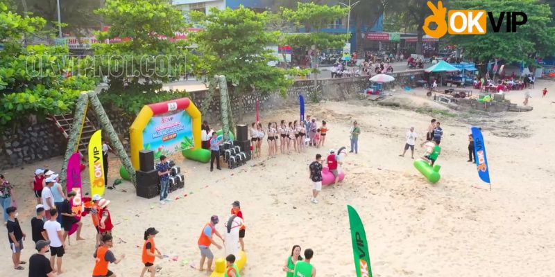 OKVIP tổ chức trò chơi teambuilding vui nhộn cùng du khách